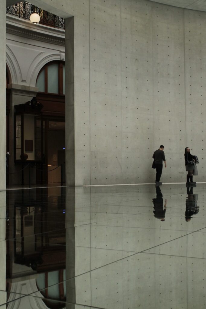 Kimsooja's circular mirror installation at La Bourse de Commerce, Paris